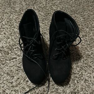 Black high heel boots size 8